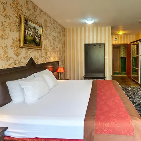 Montecito 3* Sofya