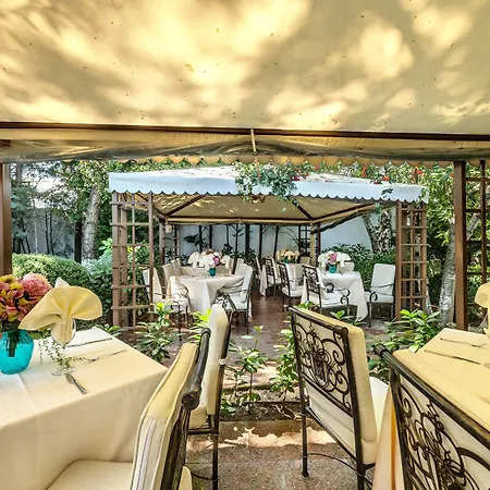 Montecito 3* Sofya